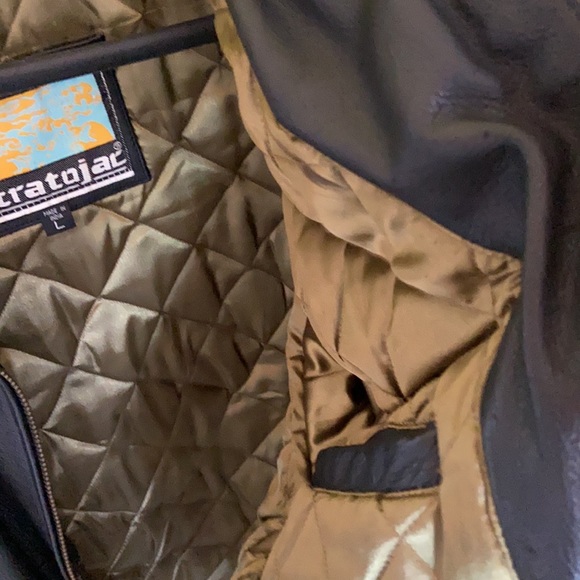 Big Black Leather Jacket - Picture 4 of 11